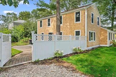 8 Winthrop Ave, Duxbury, MA 02332 - Photo 2