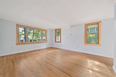 8 Winthrop Ave, Duxbury, MA 02332 - Photo 4