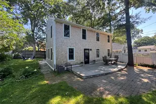 8 Winthrop Ave, Duxbury, MA 02332 - Photo 2