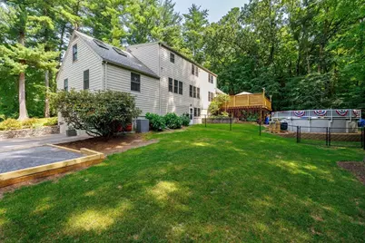 33 Pine Arden Dr, West Boylston, MA 01583 - Photo 2