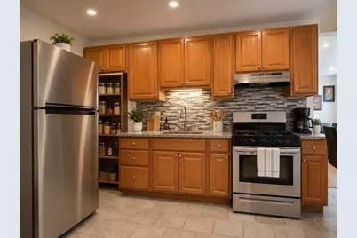 190 Main Street #9, Malden, MA 02148 - Photo 2