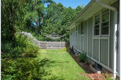 15 Clark Street, Northampton, MA 01060 - Photo 8