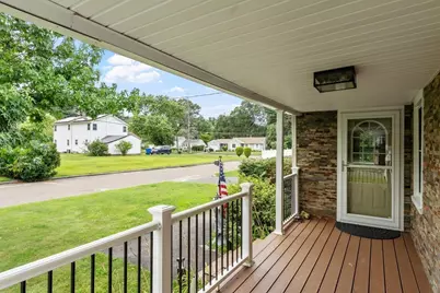 15 Pinebrook Dr, Springfield, MA 01129 - Photo 32