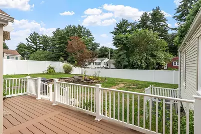 15 Pinebrook Dr, Springfield, MA 01129 - Photo 34