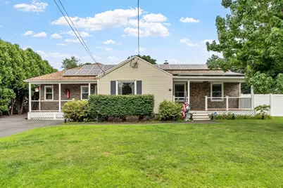 15 Pinebrook Dr, Springfield, MA 01129 - Photo 2