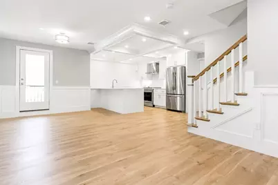 261-263 Washington Street #3, Somerville, MA 02143 - Photo 4