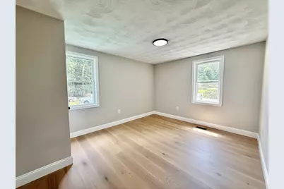 1 Burt Rd, Wilmington, MA 01887 - Photo 12