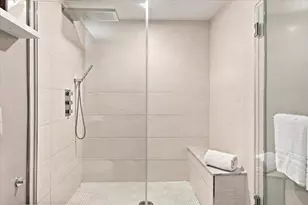 410 W Broadway, Boston, MA 02127 - Photo 26