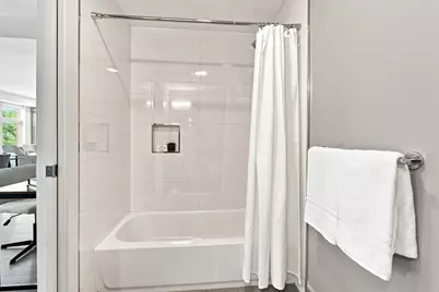 410 W Broadway #301, Boston, MA 02127 - Photo 6