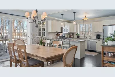 8A Maple St #1, Southborough, MA 01745 - Photo 12
