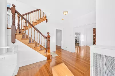 546 Shirley St, Winthrop, MA 02152 - Photo 8
