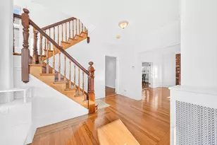546 Shirley St, Winthrop, MA 02152 - Photo 8