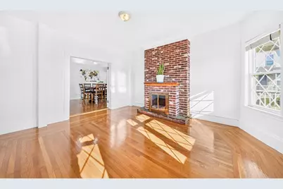 546 Shirley St, Winthrop, MA 02152 - Photo 4
