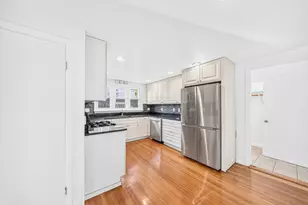 546 Shirley St, Winthrop, MA 02152 - Photo 16