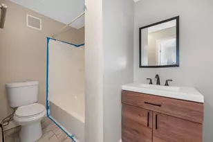 50 1/2 Common St, Lawrence, MA 01840 - Photo 8