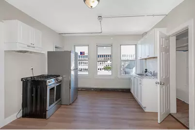 50 1/2 Common St #8, Lawrence, MA 01840 - Photo 2