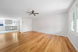 28 Lawn St, Attleboro, MA 02703 - Photo 12