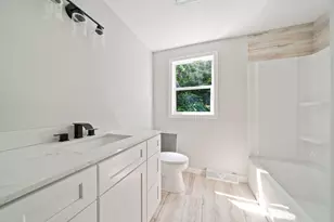 28 Lawn St, Attleboro, MA 02703 - Photo 16