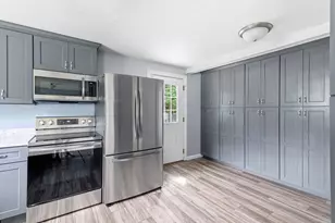 100 Stony Brook Rd, Raynham, MA 02767 - Photo 6