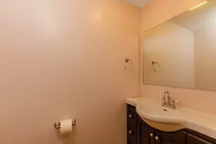 54 MacIntosh Ln, Leominster, MA 01453 - Photo 6
