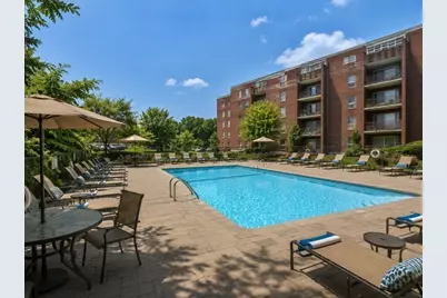 50-56 Broadlawn Park #414, Boston, MA 02467 - Photo 4