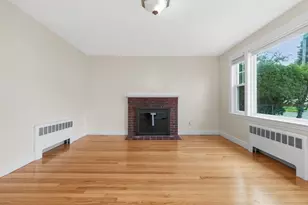37 Kenmore Rd, Waltham, MA 02453 - Photo 10