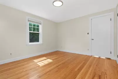 37 Kenmore Rd, Waltham, MA 02453 - Photo 16