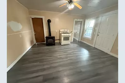 161 Plymouth St, Fitchburg, MA 01420 - Photo 6