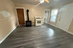 161 Plymouth St, Fitchburg, MA 01420 - Photo 6