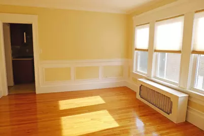 166-168 East Side Pkwy, Newton, MA 02458 - Photo 18