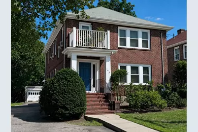 166-168 East Side Pkwy, Newton, MA 02458 - Photo 2