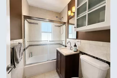 166-168 East Side Pkwy, Newton, MA 02458 - Photo 16