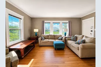 166-168 East Side Pkwy, Newton, MA 02458 - Photo 6