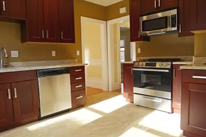 166-168 East Side Pkwy, Newton, MA 02458 - Photo 12