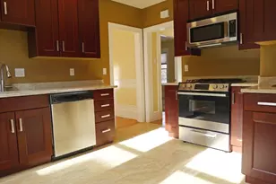 166-168 East Side Pkwy, Newton, MA 02458 - Photo 12