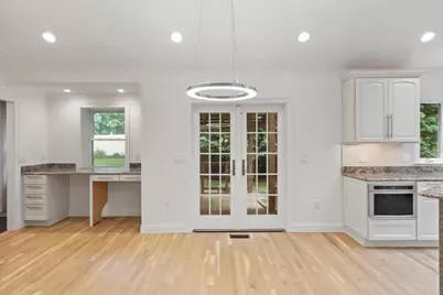 24 Robin Hill Rd, Chelmsford, MA 01824 - Photo 14