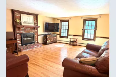 24 Crossbow Ln, North Andover, MA 01845 - Photo 8