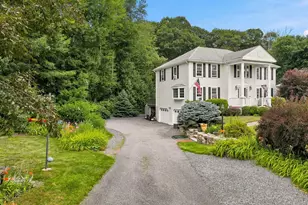 24 Cross Bow Ln, North Andover, MA 01845 - Photo 2