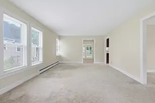 404 Park St, Stoughton, MA 02072 - Photo 8