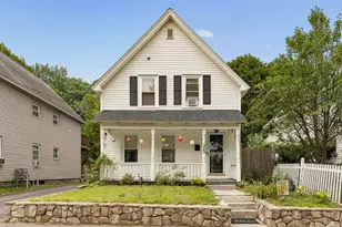 323 Rollstone St, Fitchburg, MA 01420 - Photo 1