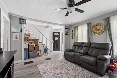 323 Rollstone St, Fitchburg, MA 01420 - Photo 8