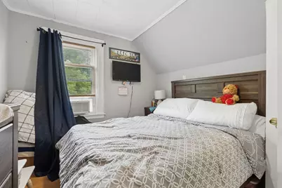 323 Rollstone St, Fitchburg, MA 01420 - Photo 22