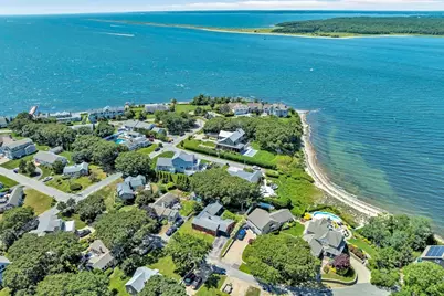 46 Wianno Rd, Bourne, MA 02532 - Photo 16
