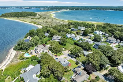 46 Wianno Rd, Bourne, MA 02532 - Photo 12