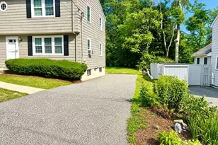 7 Ridge St, Winchester, MA 01890 - Photo 2