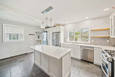 91 Elm St, Quincy, MA 02169 - Photo 2