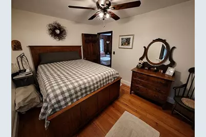 22 Hill St, Hopedale, MA 01747 - Photo 12
