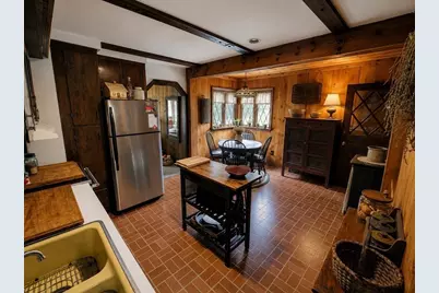 22 Hill St, Hopedale, MA 01747 - Photo 6