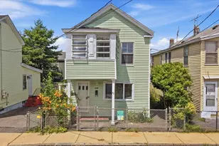 40 North St, Lowell, MA 01852 - Photo 1
