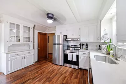 66 Rencelau St, Springfield, MA 01118 - Photo 24